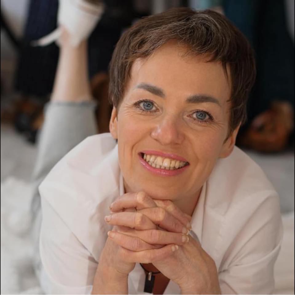 Anna Afshar osobits stylistka